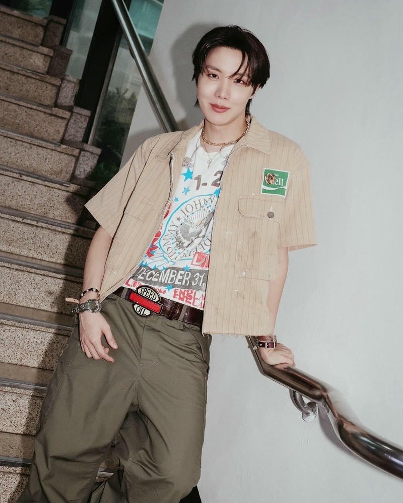 ảnh j hope mới nhất 22