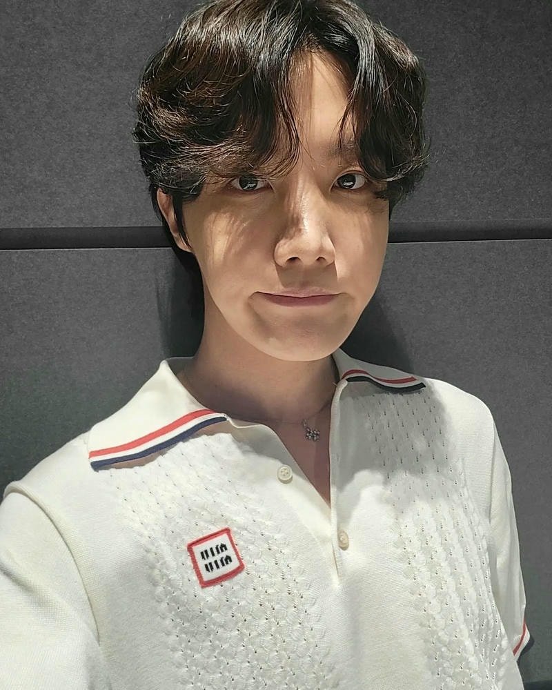 ảnh j hope mới nhất 24
