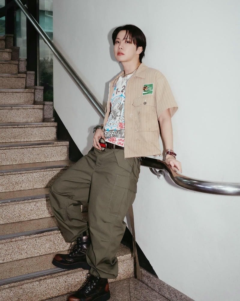 ảnh j hope mới nhất 25