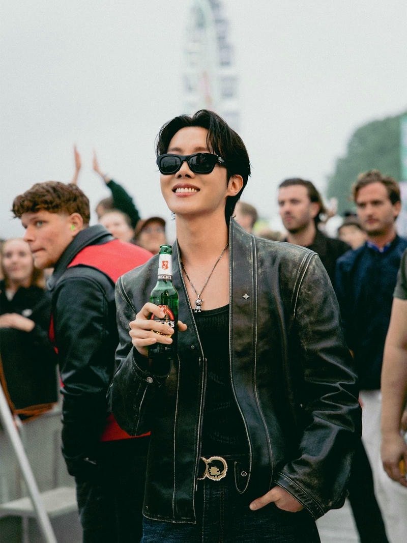 ảnh j hope mới nhất 31