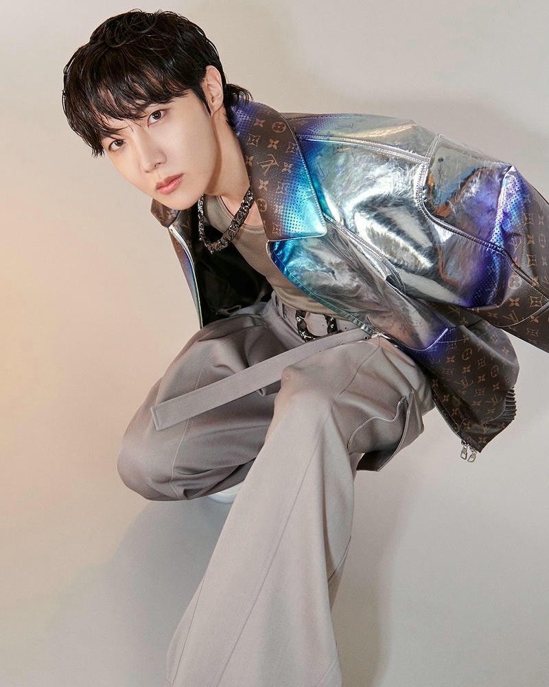ảnh j hope mới nhất 34