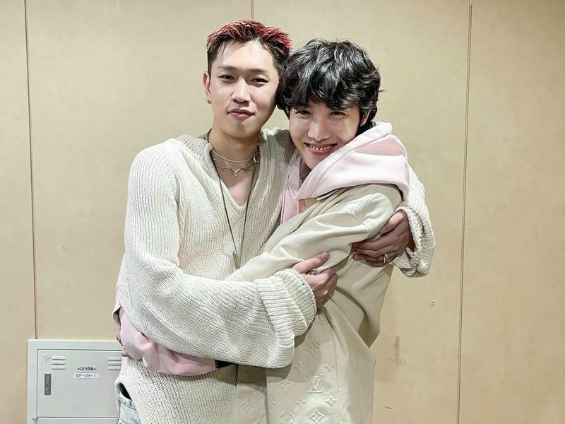 ảnh j hope mới nhất 47