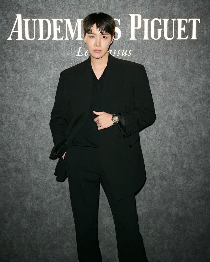 ảnh j hope mới nhất 7