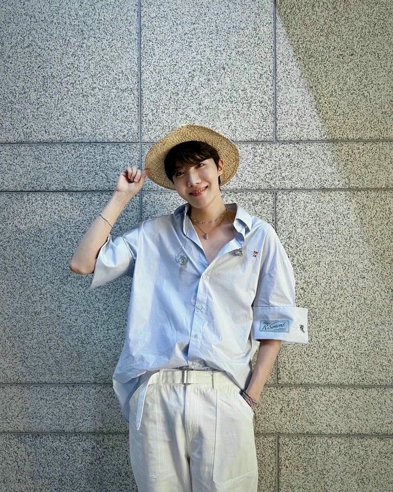 ảnh j hope mới nhất 8