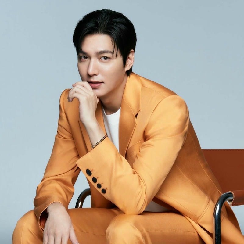 Visual không tuổi: Top 90+ ảnh Lee Min Ho khiến fan đổ gục